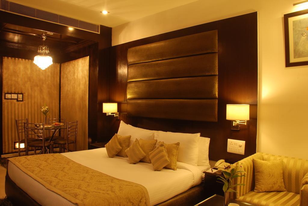Hotel Shanti Palace Mahipalpur Nueva Delhi Exterior foto